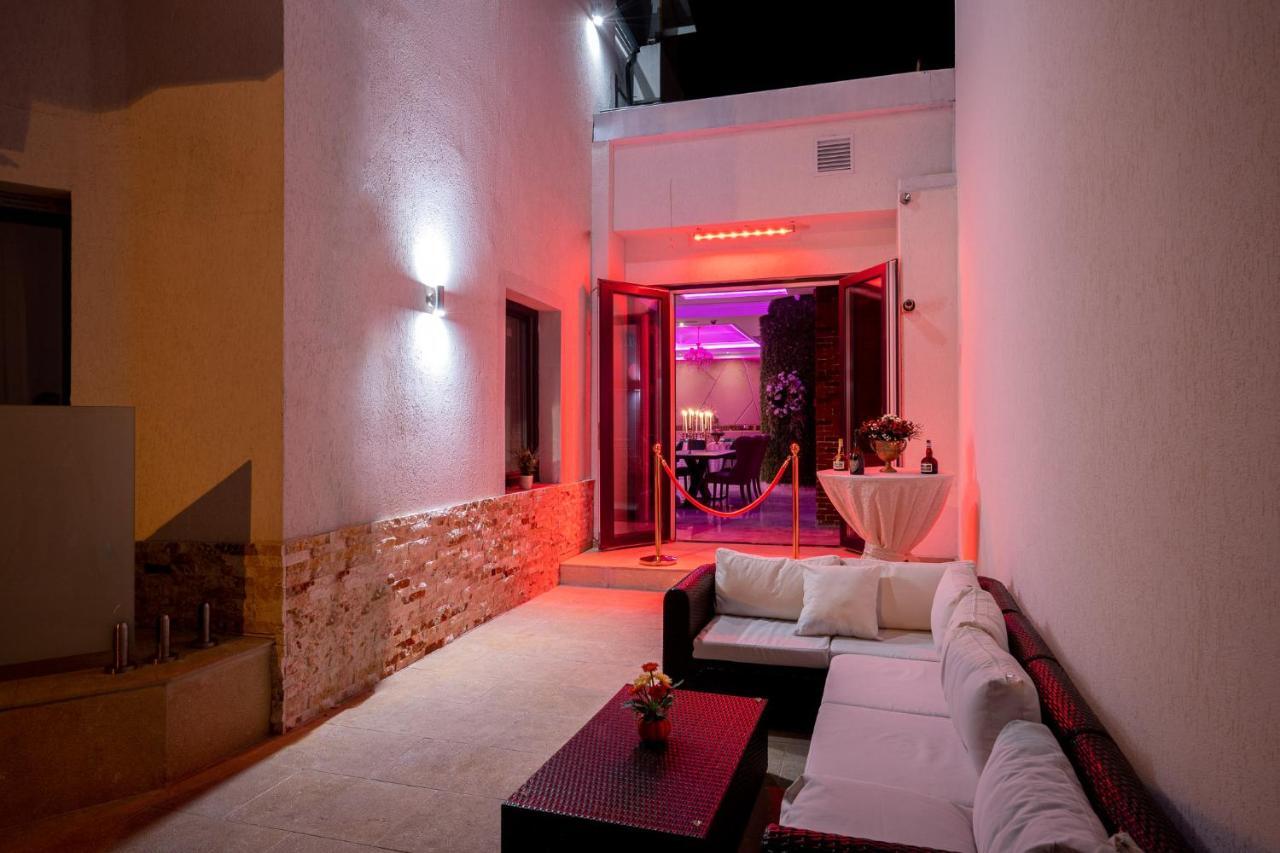 Hotel Casa Fiori Βουκουρέστι Εξωτερικό φωτογραφία